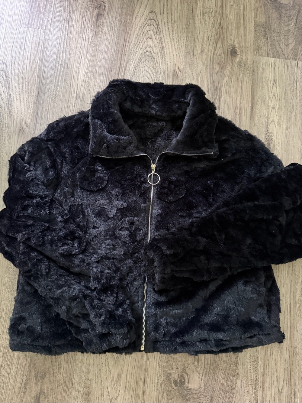 Source Unknown Black Faux Fur Teddy Jacket with Ring-Zip